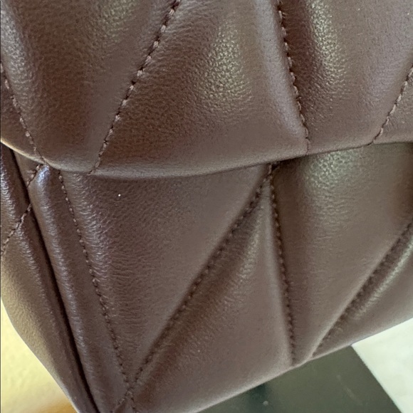 Coach Quilted Nappa Leather Chain Crossbody maple with Gold Hardware 20 - Picture 7 of 16